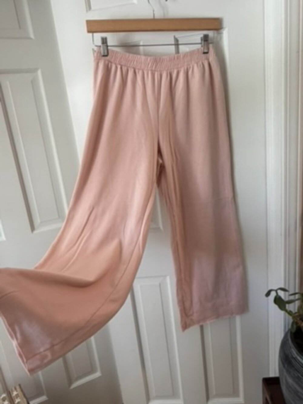 Treasure & Bond Blush Pink Wide-Leg Sweatpants | Soft Lounge Pants | Size M
